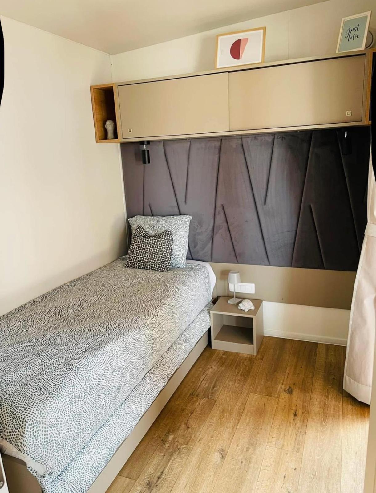 Mobile Home Peponi Del Mar, Brand New Biograd Na Moru Exterior foto